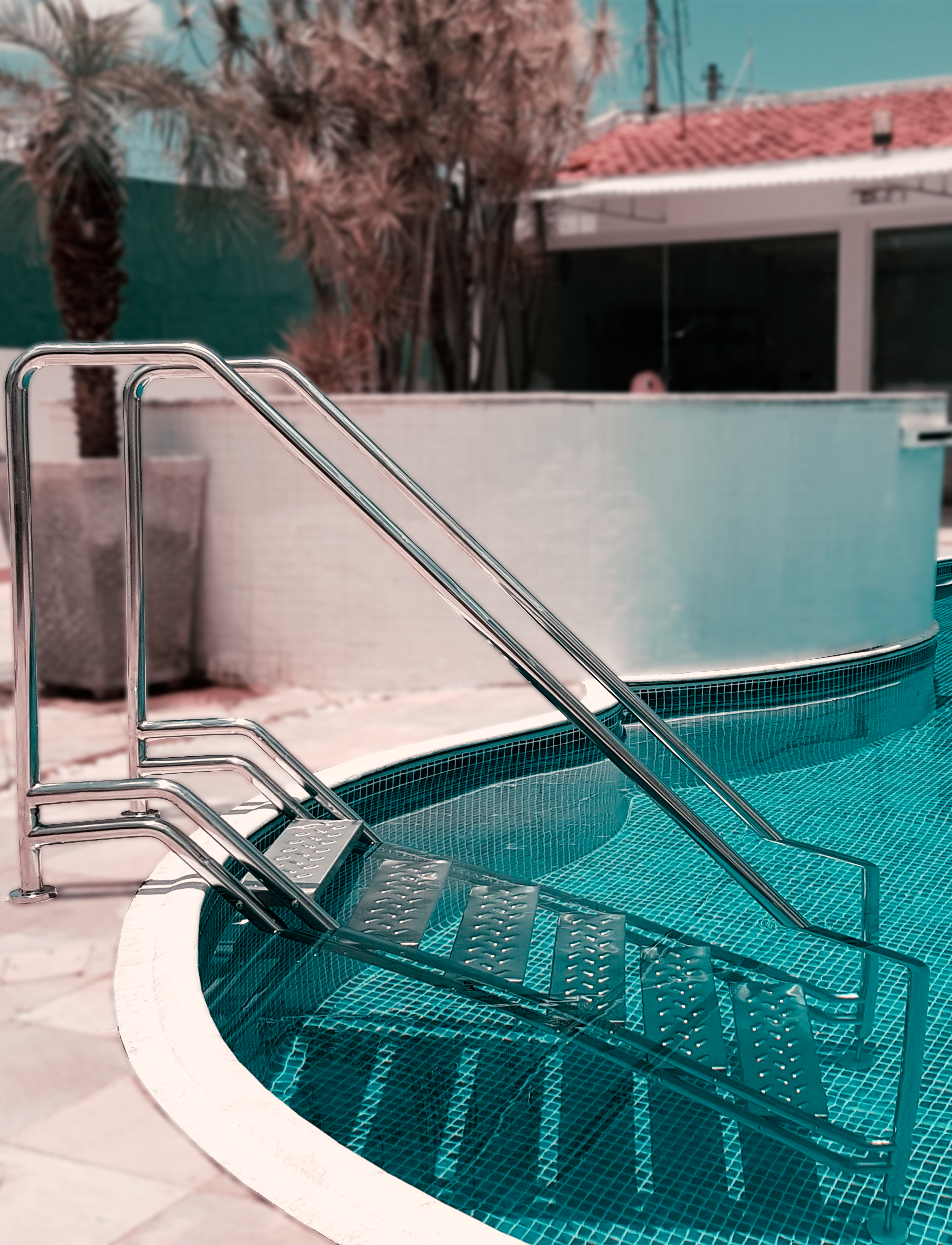 Escada Paris Inox 304 e 316 - Degraus detalhados com acabamento impecável